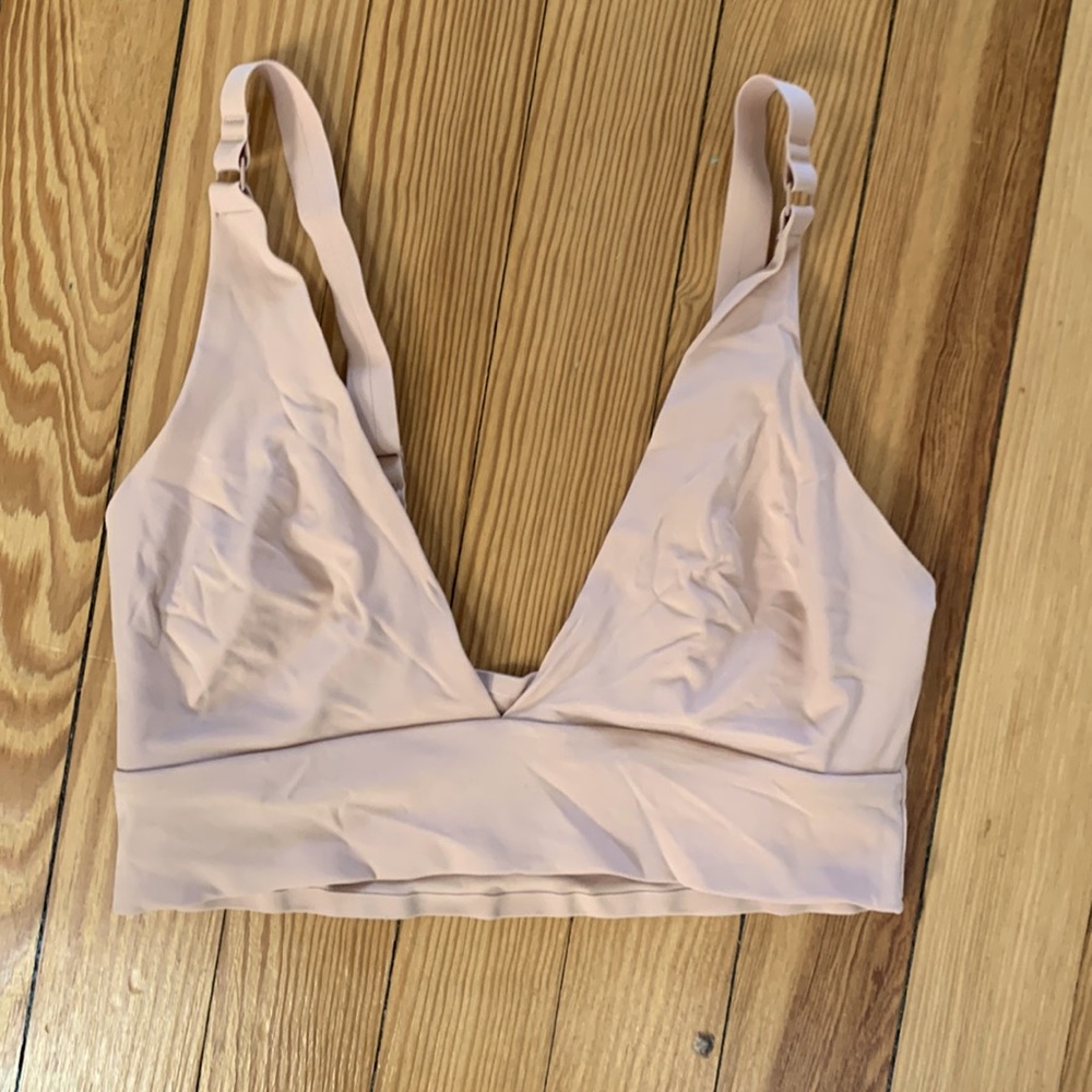 Everlane bralette, size small